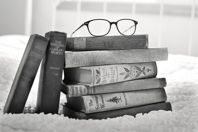 stack of books, vintage books, book, books, old, education, antique, stack, old books, retro, wisdom, learning, reading, literature, knowledge, black and white, gray book, gray books, gray education, gray learning, gray reading, gray vintage, gray retro, gray knowledge, gray old, books, education, education, education, education, education, wisdom, learning, learning, knowledge
